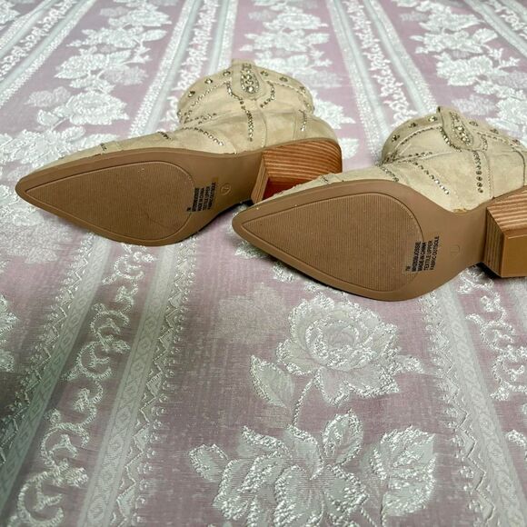 Mia Jossie Women's Tan Cowboy Boots with Rhinestones - Picture 7 of 8